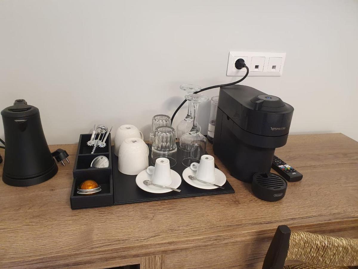 העיירה סקיאתוס Uphill Unique Boutique Suites מראה חיצוני תמונה