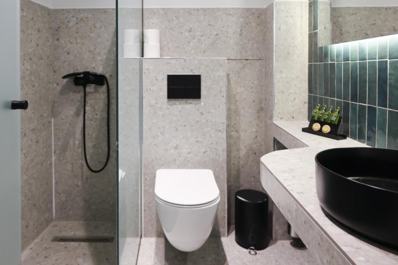העיירה סקיאתוס Uphill Unique Boutique Suites מראה חיצוני תמונה