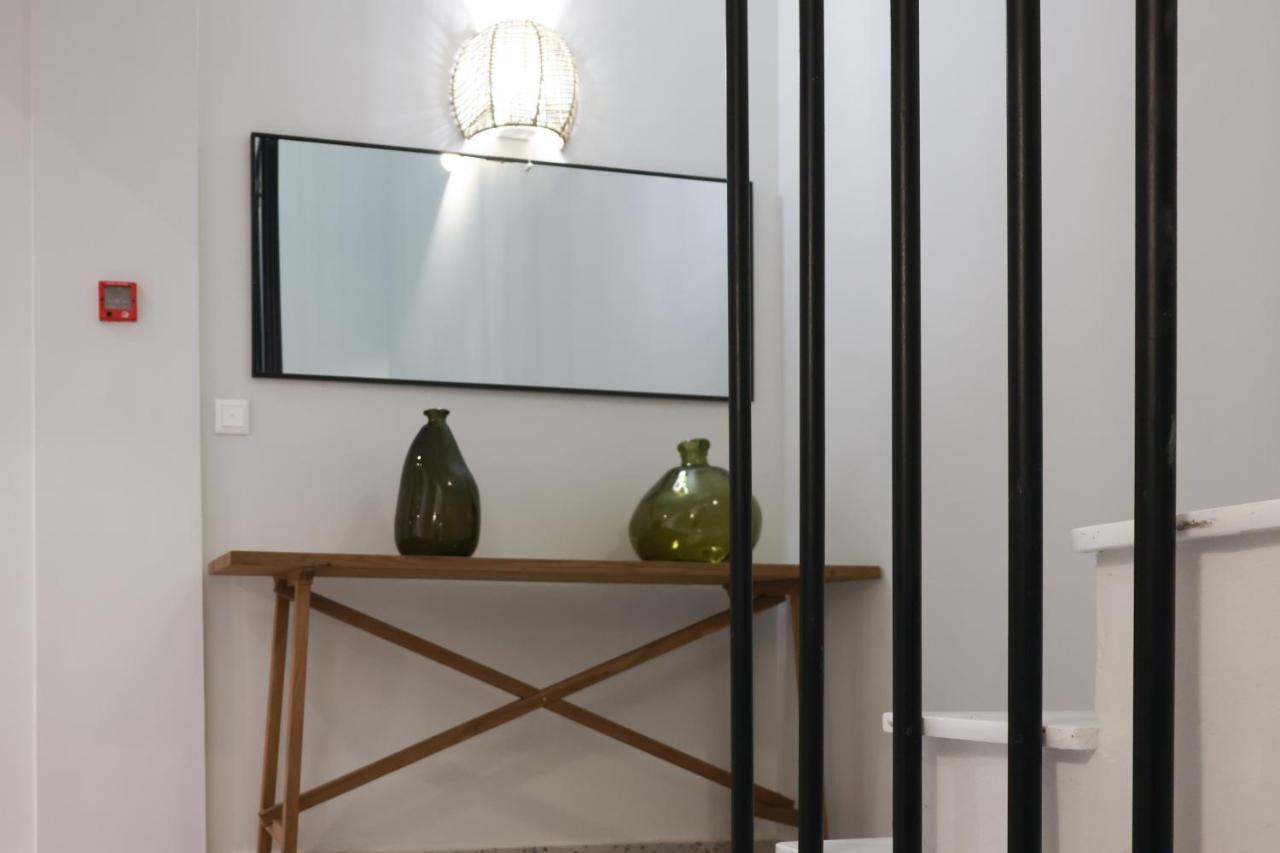העיירה סקיאתוס Uphill Unique Boutique Suites מראה חיצוני תמונה