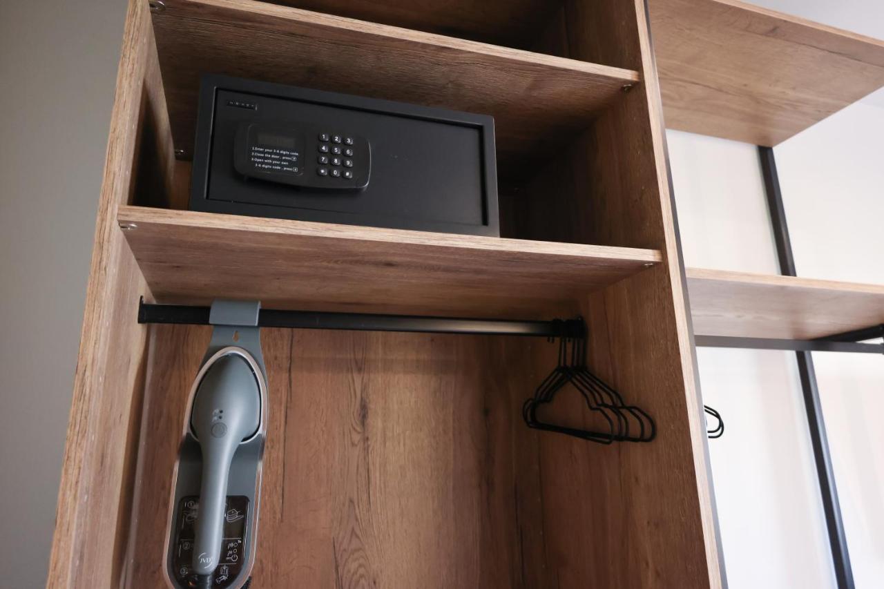 העיירה סקיאתוס Uphill Unique Boutique Suites מראה חיצוני תמונה